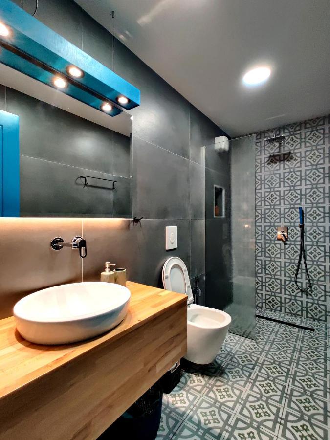 Piro's Cozy - Centre Апартаменти *